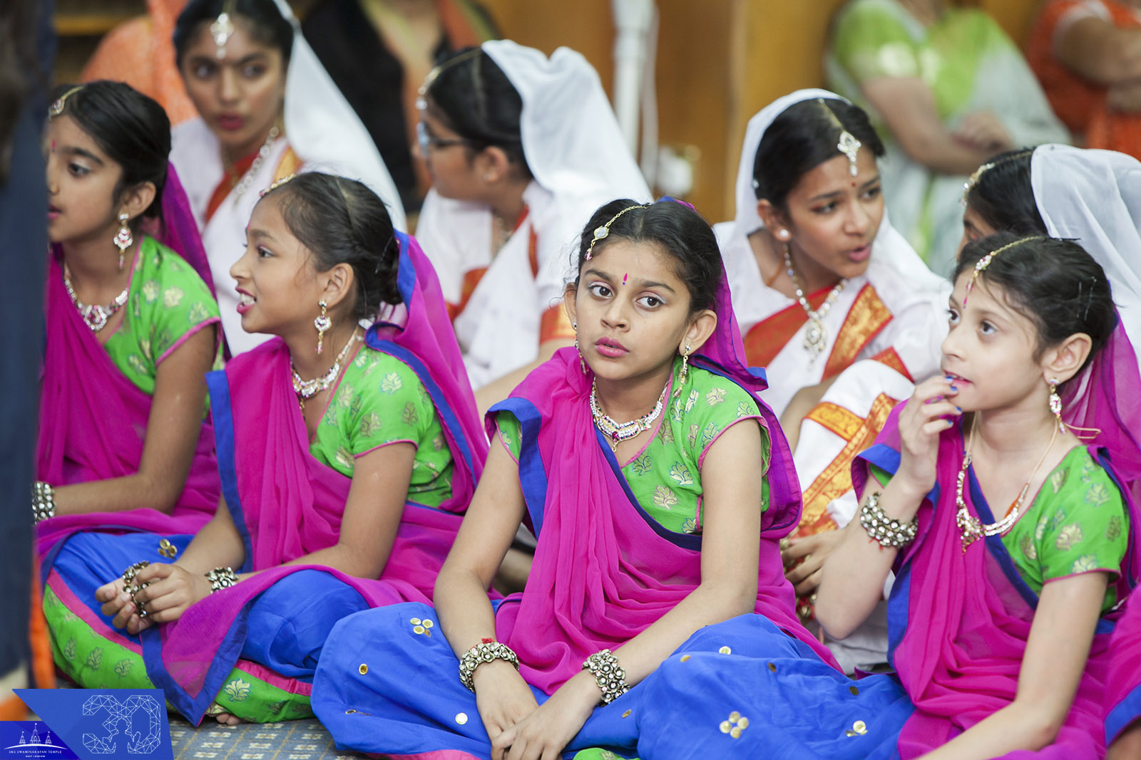 ©1987-2017 SKS Swaminarayan Temple East London